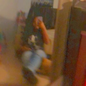 Meet your Posher, Constance